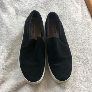 Steve Madden Gills Platform Slip-On Sneaker